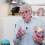 Parkinson: Schlucken, Sprechen und Haltung trainieren